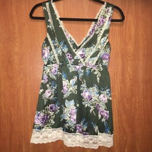Lily White Tops - Lily White Silk Tank Lily White Tops - Lily White Silk Tank